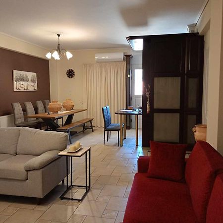 Comfortable Apartment In Kiato Eksteriør billede